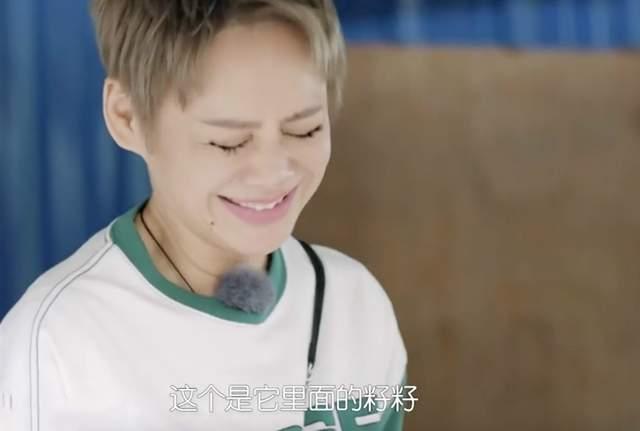 靜姐娛樂吃瓜,揭秘娛樂圈最新吃瓜事件,帶你領略幕后真相